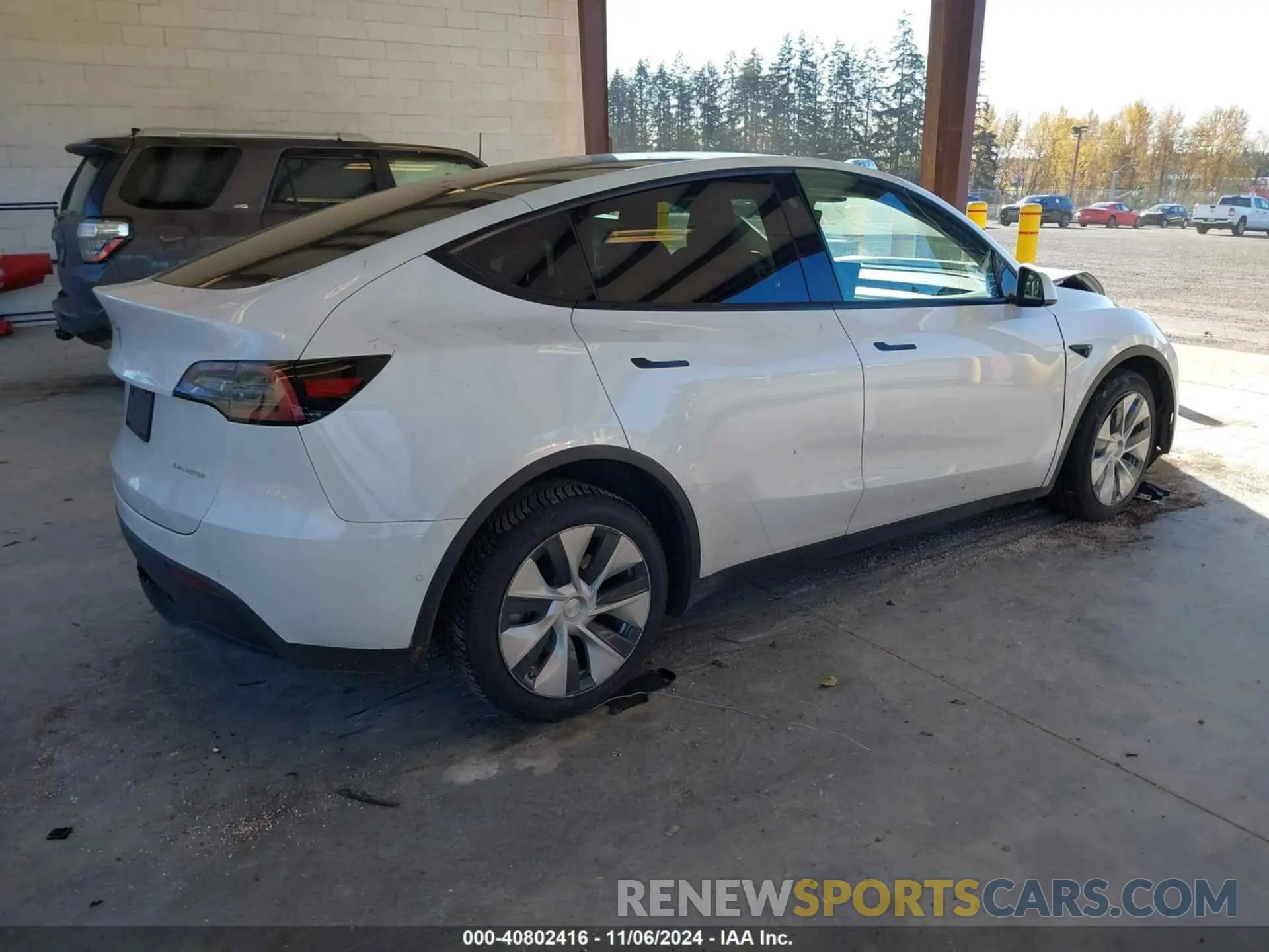4 fotografías del automóvil dañado 7SAYGDEE9NF437503 TESLA MODEL Y 2022