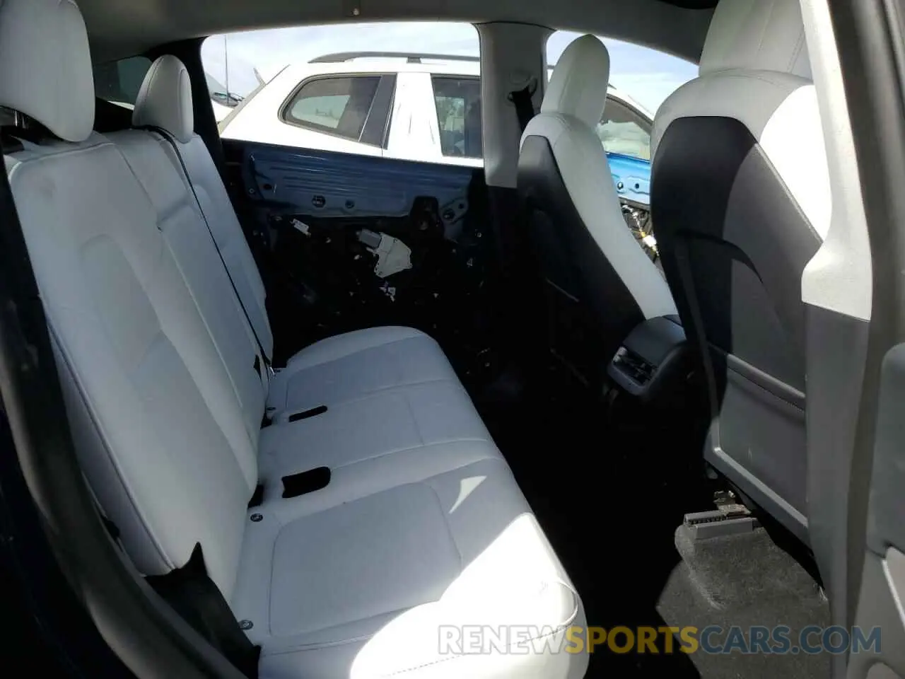 10 fotografías del automóvil dañado 7SAYGDEE9NF551906 TESLA MODEL Y 2022