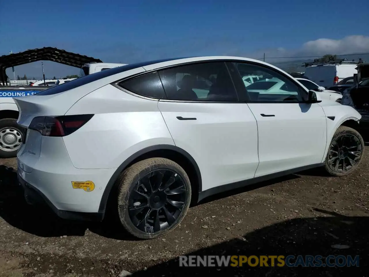 3 fotografías del automóvil dañado 7SAYGDEEXNF494132 TESLA MODEL Y 2022