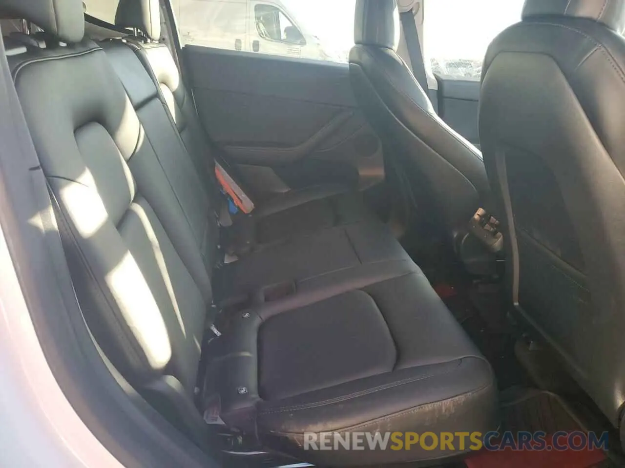 10 fotografías del automóvil dañado 7SAYGDEF0NF328775 TESLA MODEL Y 2022