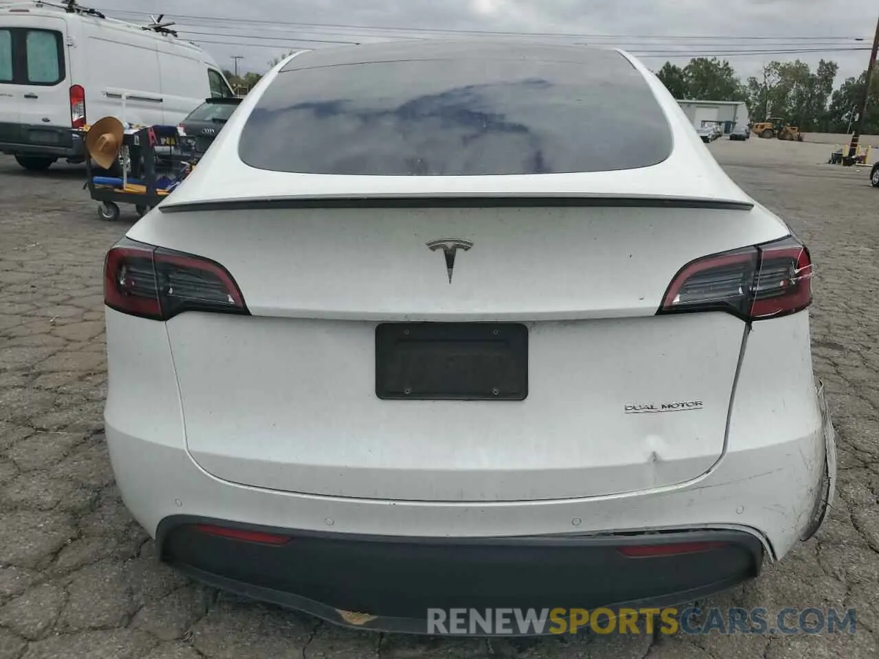 6 fotografías del automóvil dañado 7SAYGDEF0NF358309 TESLA MODEL Y 2022