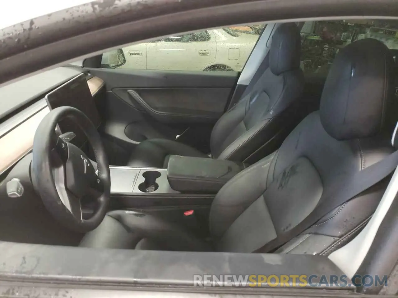 5 fotografías del automóvil dañado 7SAYGDEF0NF358603 TESLA MODEL Y 2022