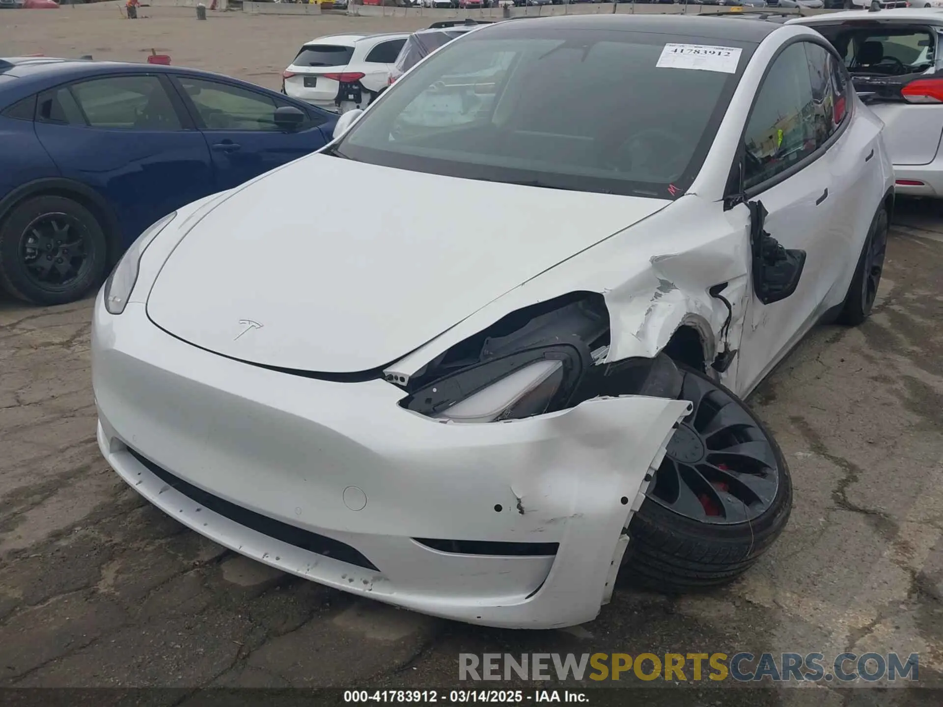 6 fotografías del automóvil dañado 7SAYGDEF0NF400560 TESLA MODEL Y 2022