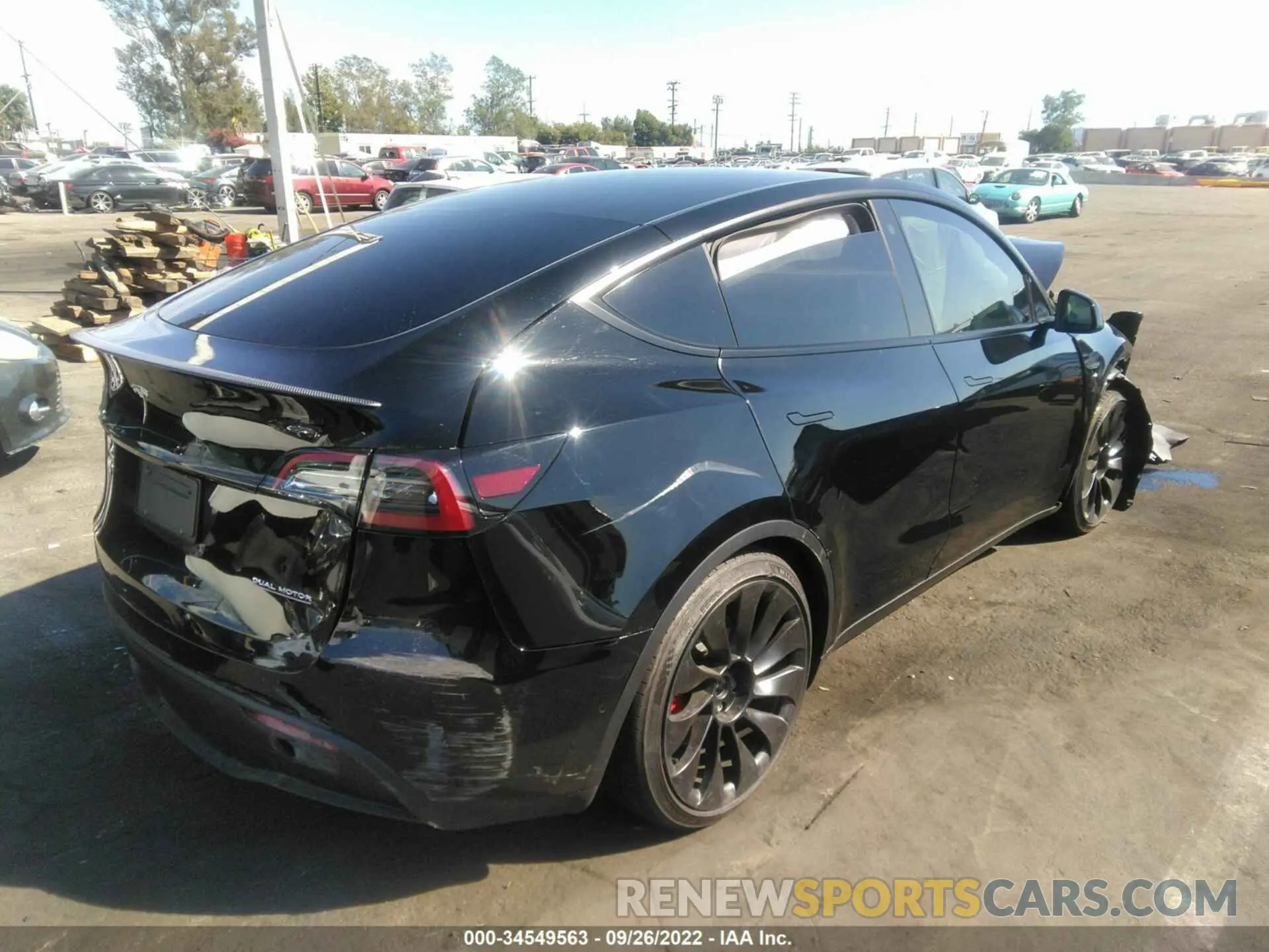 4 fotografías del automóvil dañado 7SAYGDEF0NF491328 TESLA MODEL Y 2022