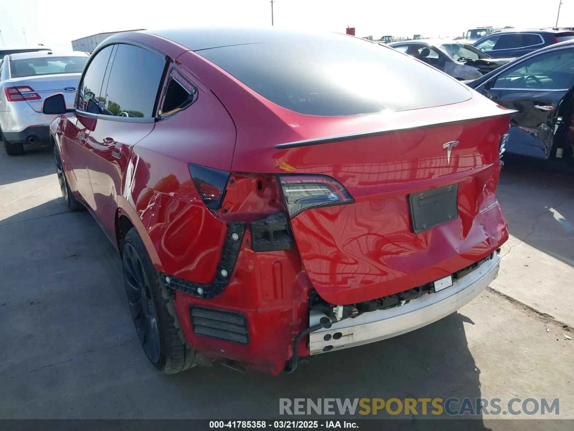 3 fotografías del automóvil dañado 7SAYGDEF0NF518740 TESLA MODEL Y 2022