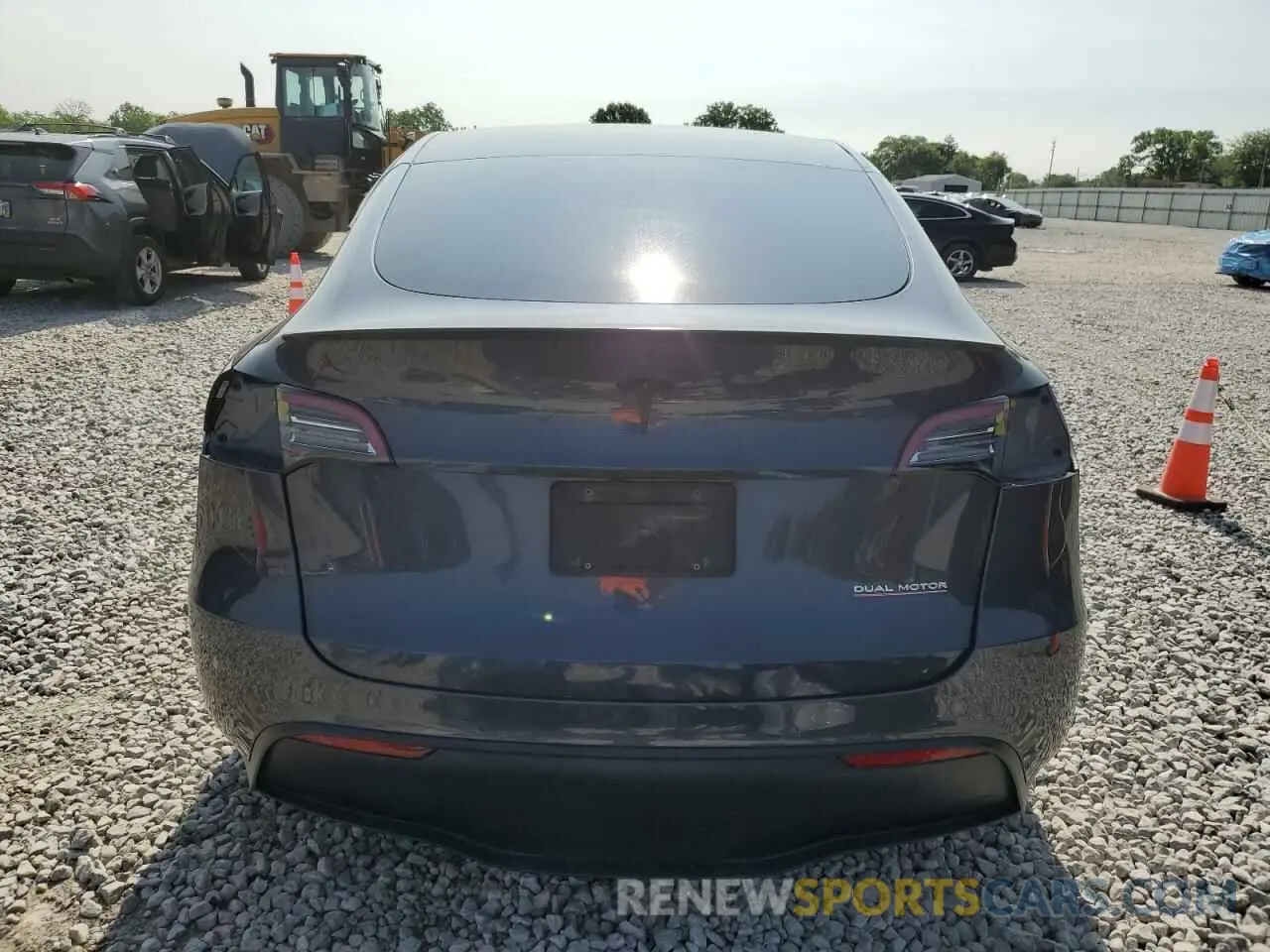6 fotografías del automóvil dañado 7SAYGDEF0NF524165 TESLA MODEL Y 2022