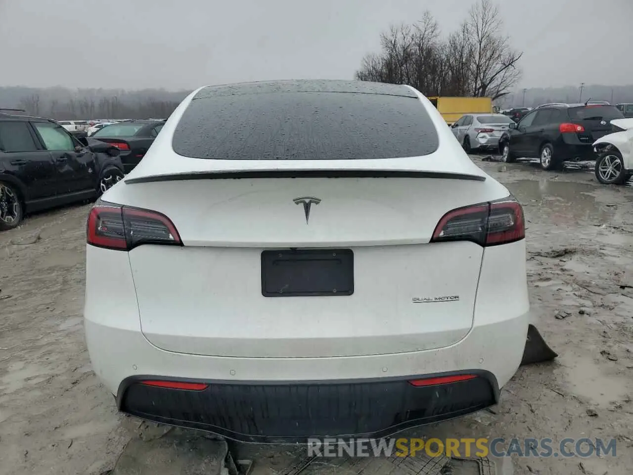 6 fotografías del automóvil dañado 7SAYGDEF0NF539393 TESLA MODEL Y 2022