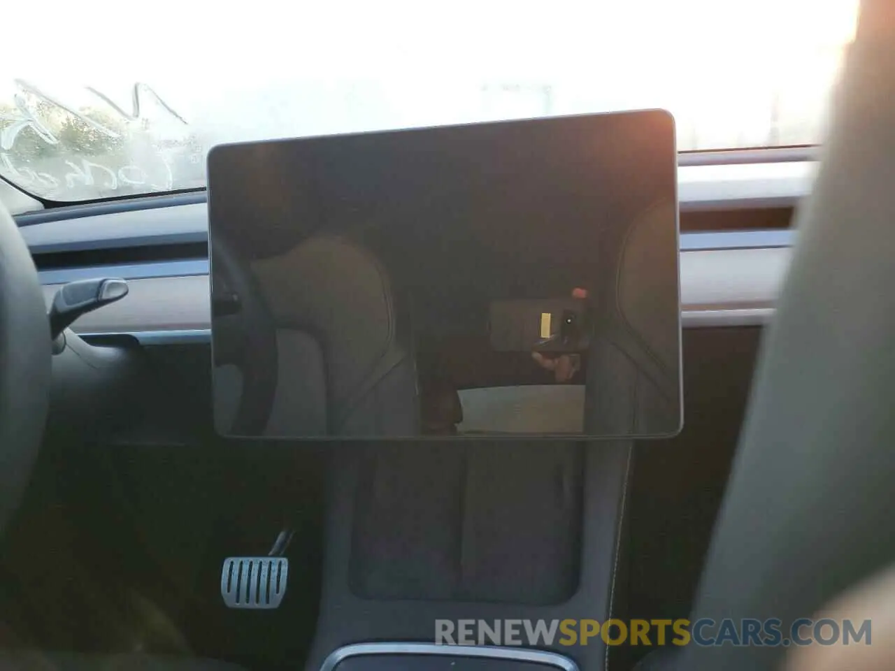 8 fotografías del automóvil dañado 7SAYGDEF1NF312178 TESLA MODEL Y 2022