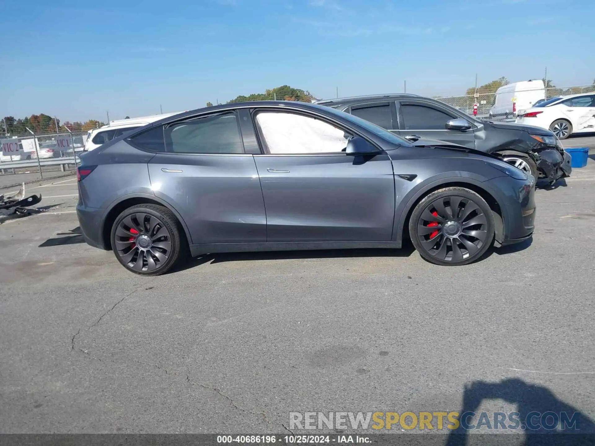 12 fotografías del automóvil dañado 7SAYGDEF1NF368587 TESLA MODEL Y 2022