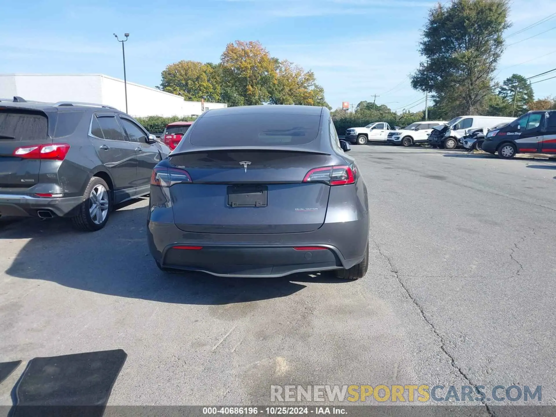 15 fotografías del automóvil dañado 7SAYGDEF1NF368587 TESLA MODEL Y 2022
