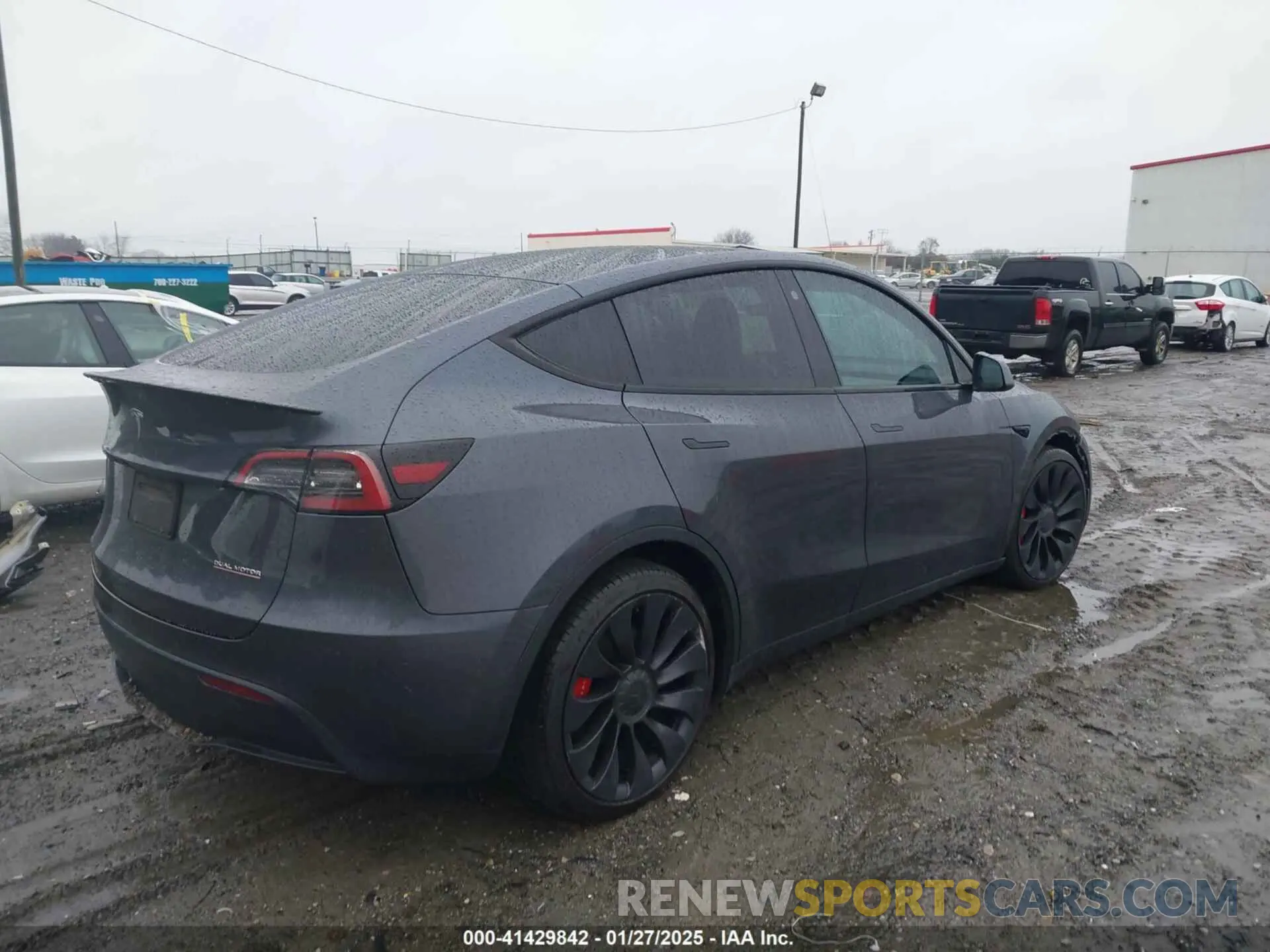 4 fotografías del automóvil dañado 7SAYGDEF1NF379167 TESLA MODEL Y 2022