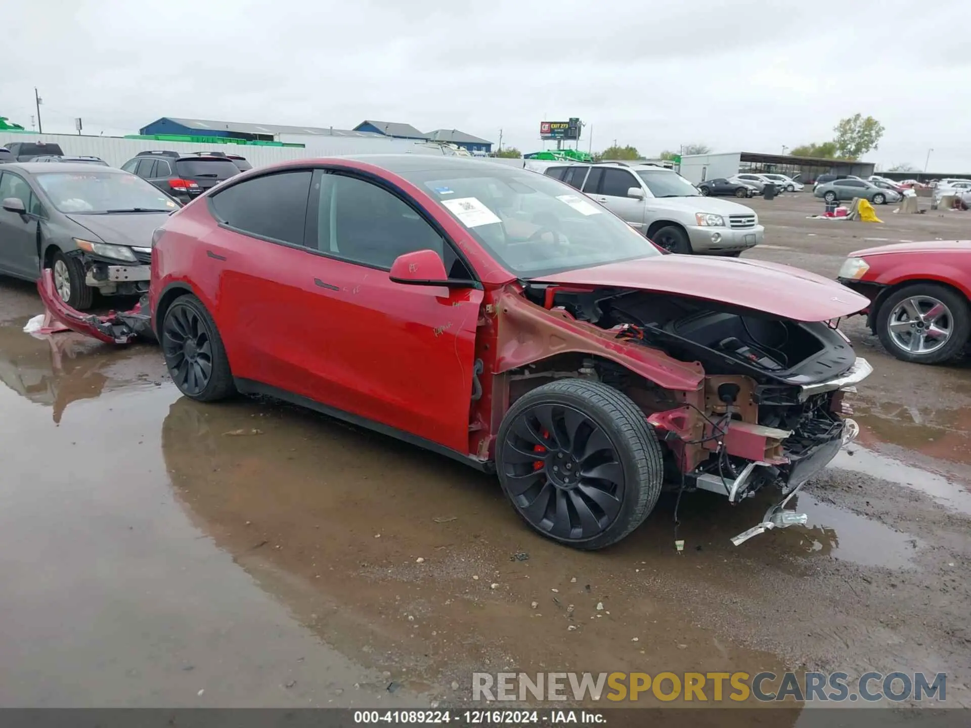 13 fotografías del automóvil dañado 7SAYGDEF1NF382392 TESLA MODEL Y 2022