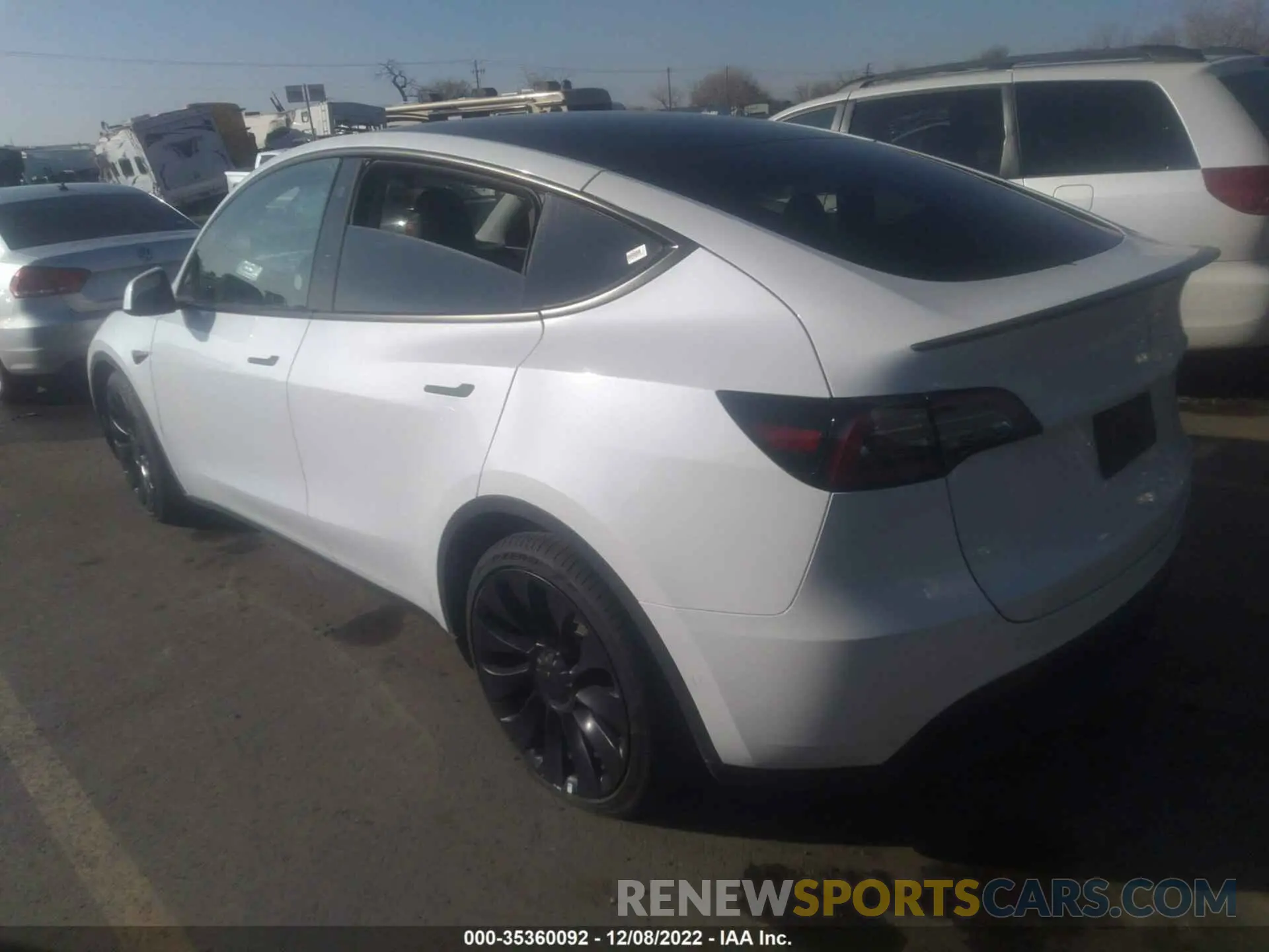 3 fotografías del automóvil dañado 7SAYGDEF1NF392887 TESLA MODEL Y 2022