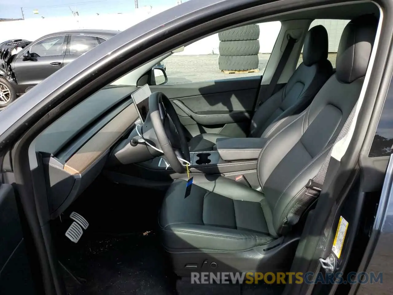 7 fotografías del automóvil dañado 7SAYGDEF1NF409526 TESLA MODEL Y 2022