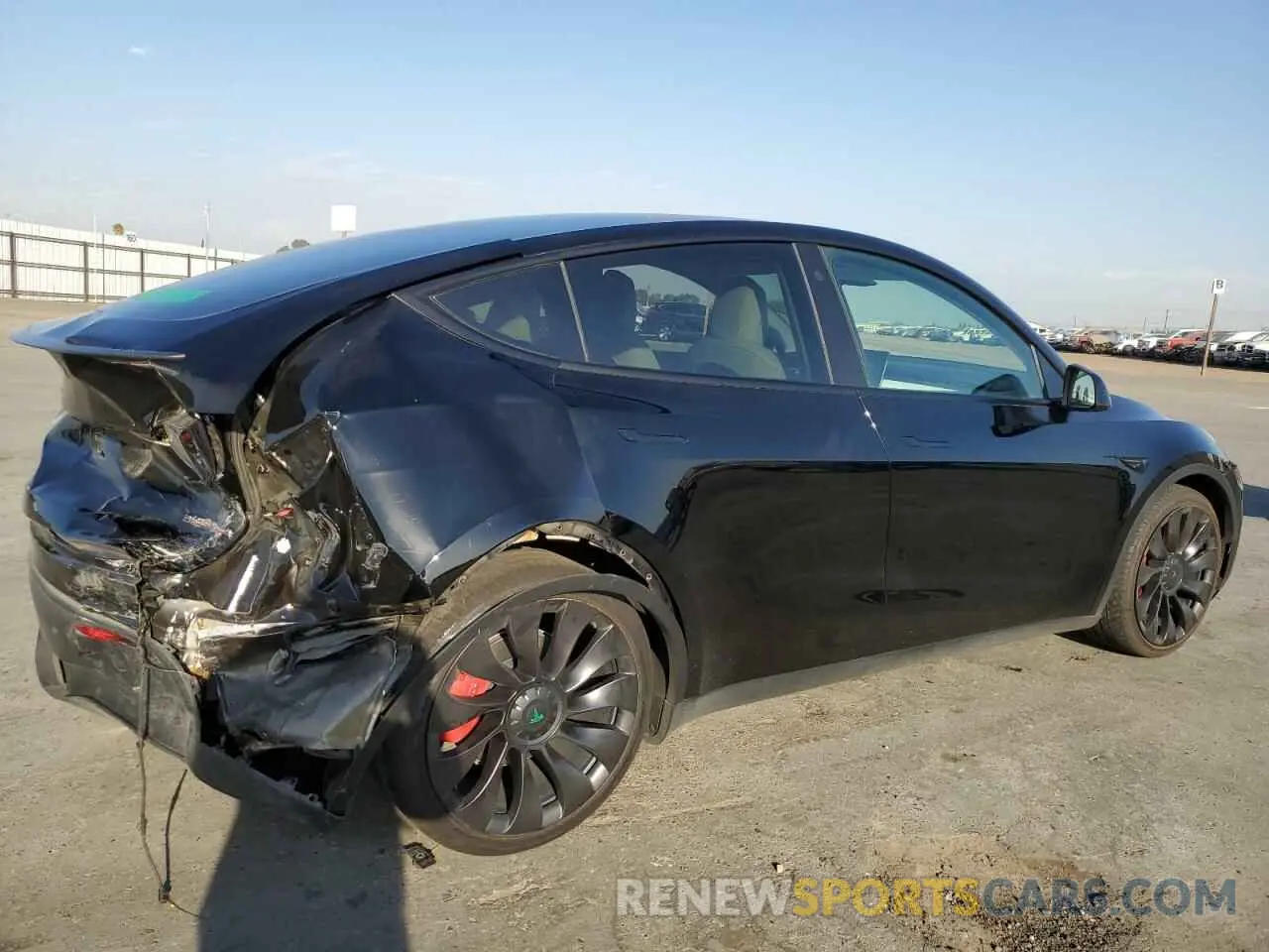 3 fotografías del automóvil dañado 7SAYGDEF1NF438668 TESLA MODEL Y 2022