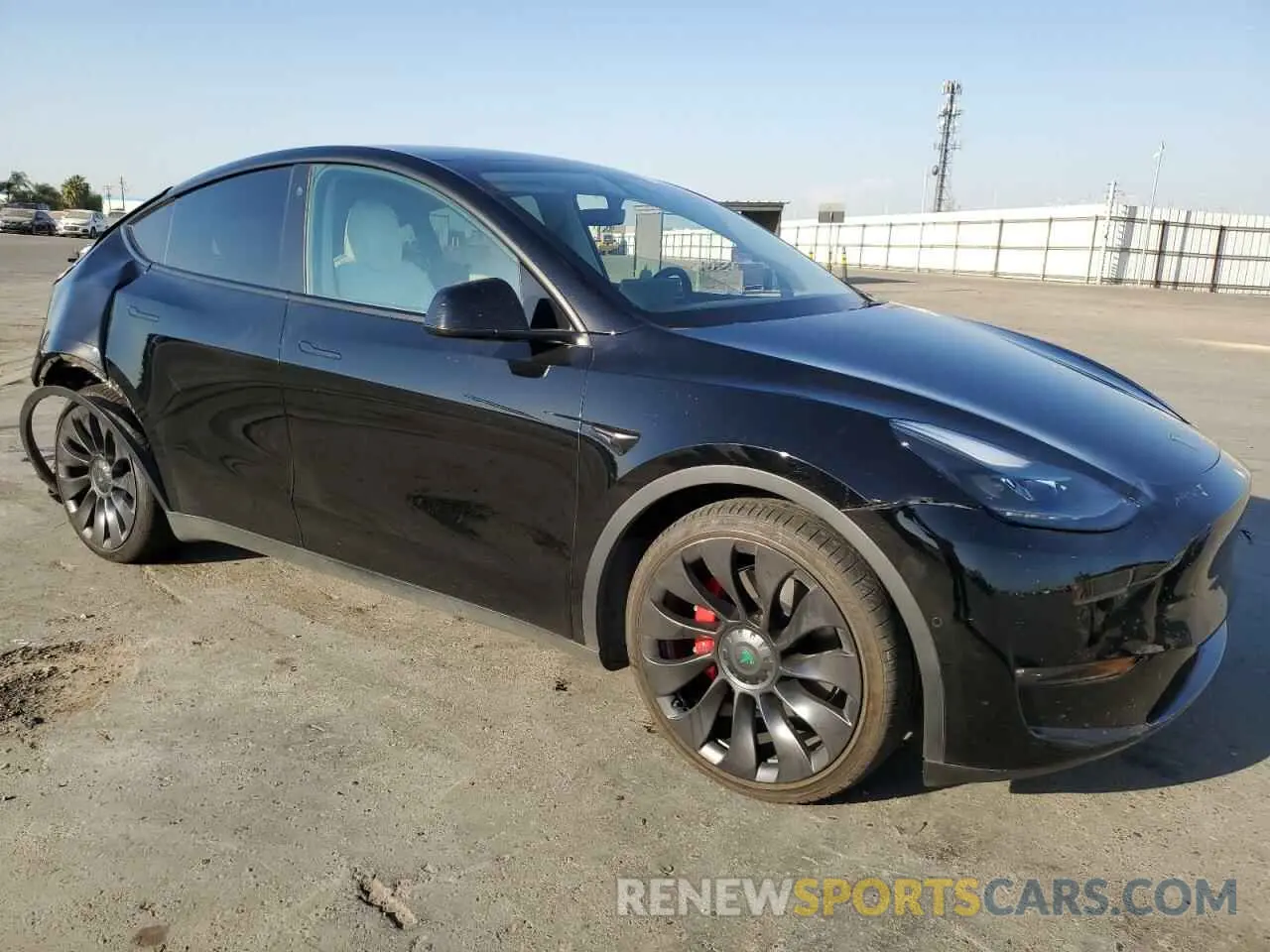 4 fotografías del automóvil dañado 7SAYGDEF1NF438668 TESLA MODEL Y 2022