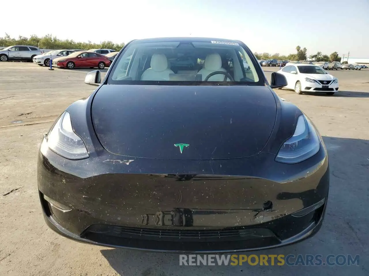 5 fotografías del automóvil dañado 7SAYGDEF1NF438668 TESLA MODEL Y 2022