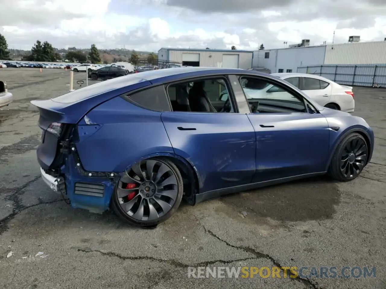 3 fotografías del automóvil dañado 7SAYGDEF1NF453235 TESLA MODEL Y 2022