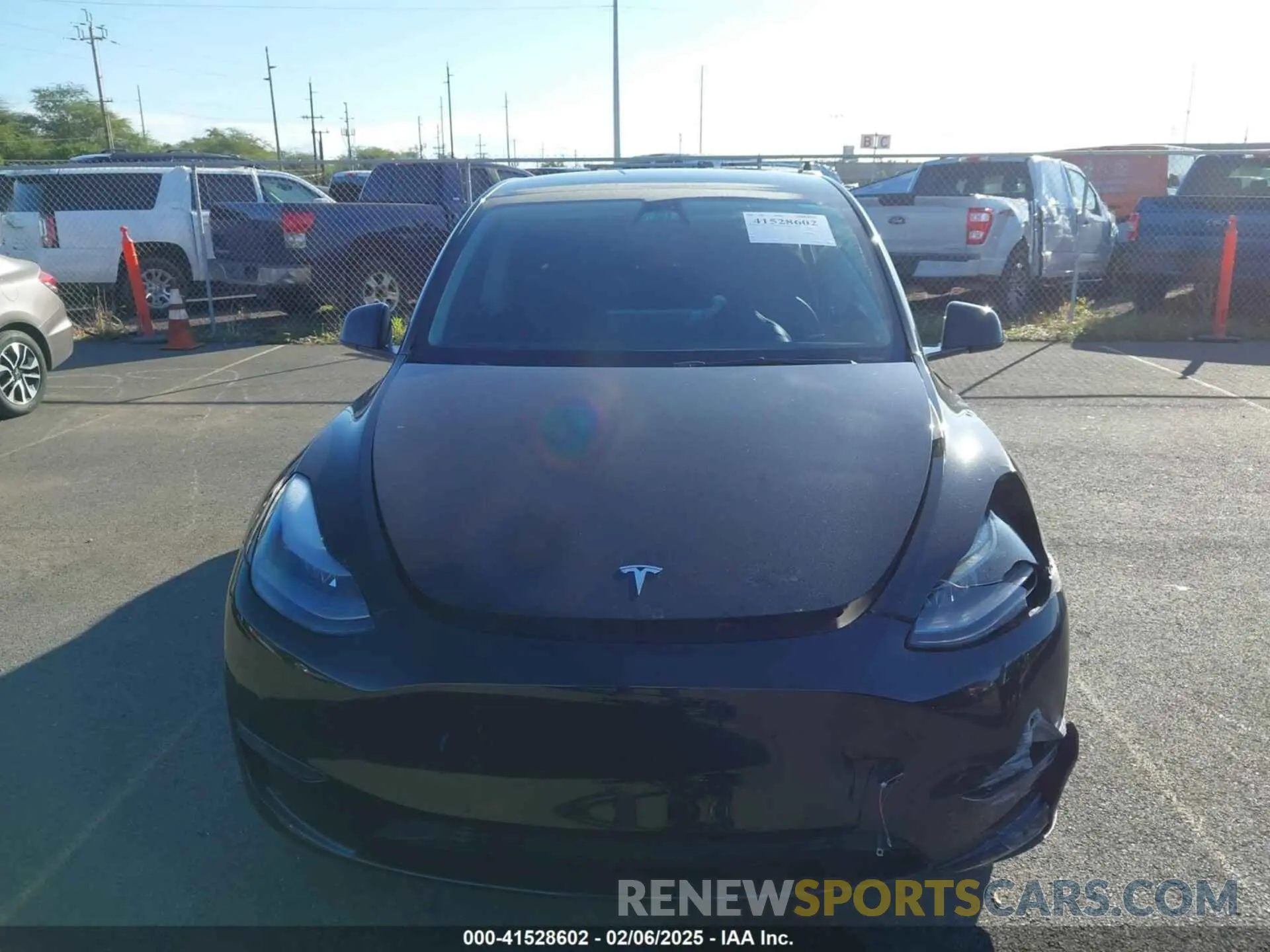 11 fotografías del automóvil dañado 7SAYGDEF1NF453526 TESLA MODEL Y 2022