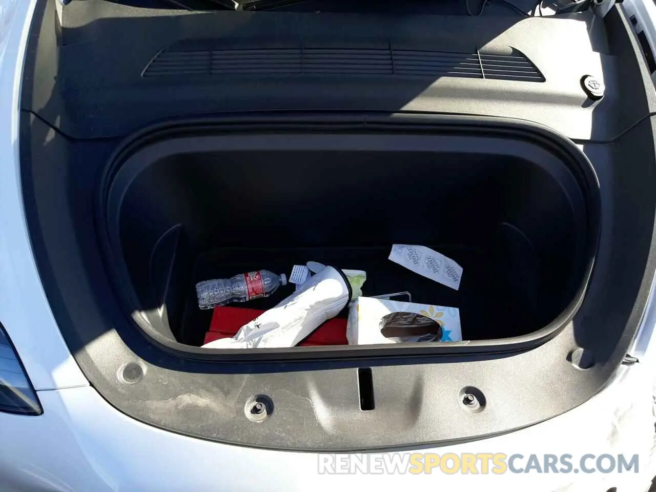 7 fotografías del automóvil dañado 7SAYGDEF1NF488387 TESLA MODEL Y 2022
