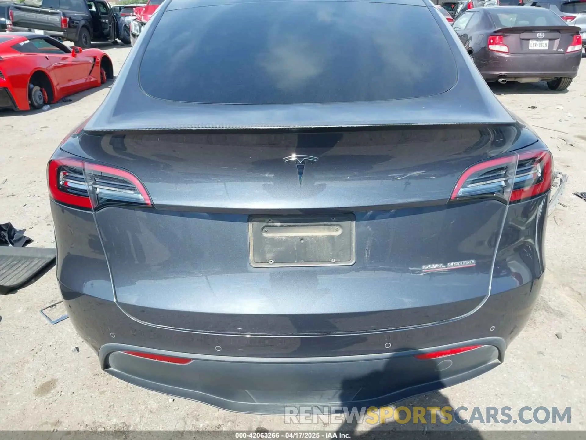 15 fotografías del automóvil dañado 7SAYGDEF1NF508766 TESLA MODEL Y 2022
