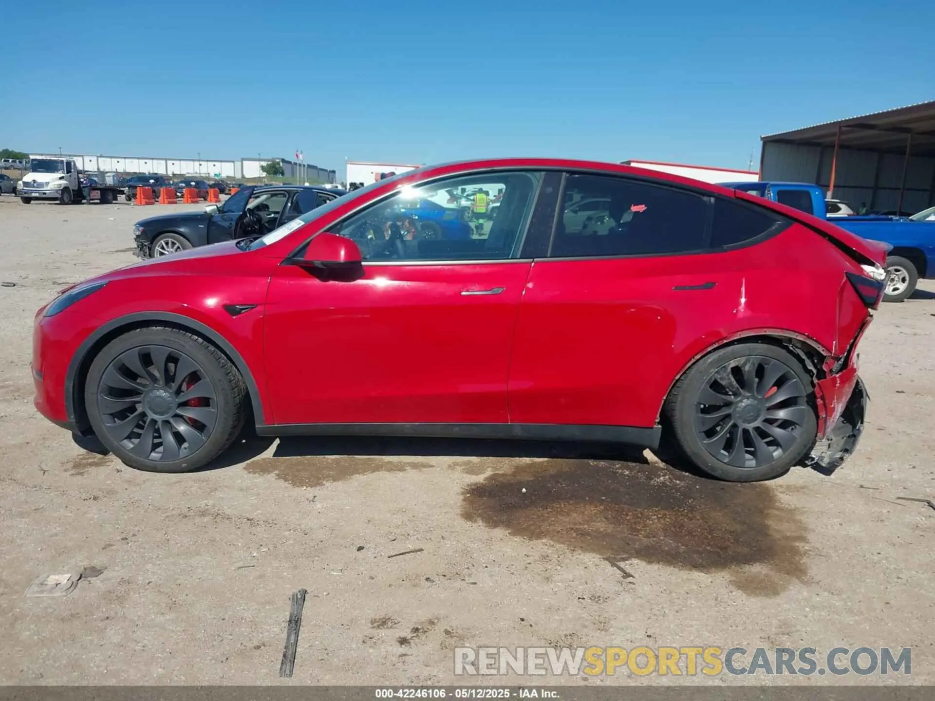 15 fotografías del automóvil dañado 7SAYGDEF2NF323352 TESLA MODEL Y 2022