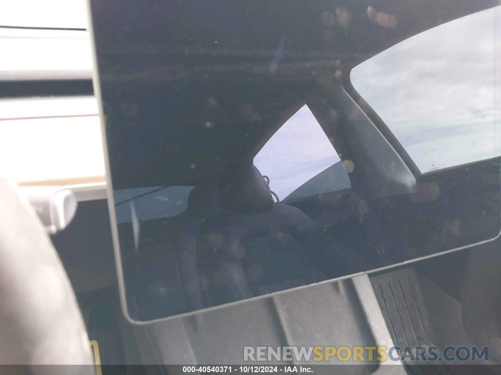 14 fotografías del automóvil dañado 7SAYGDEF2NF327711 TESLA MODEL Y 2022
