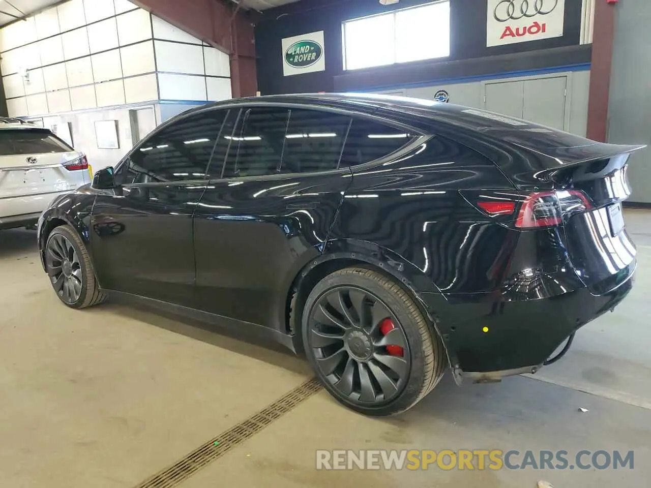 2 fotografías del automóvil dañado 7SAYGDEF2NF341379 TESLA MODEL Y 2022