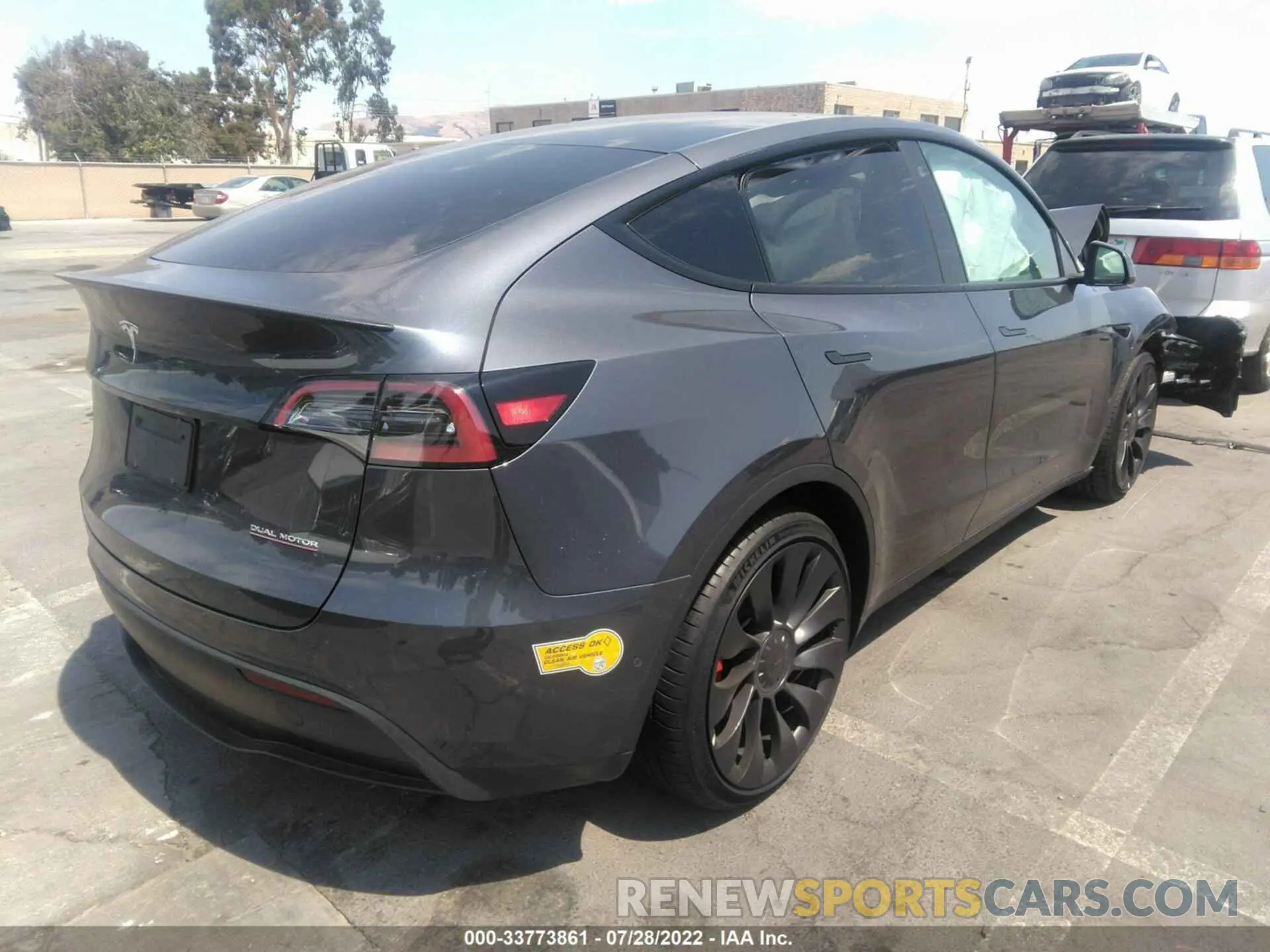 4 fotografías del automóvil dañado 7SAYGDEF2NF344024 TESLA MODEL Y 2022
