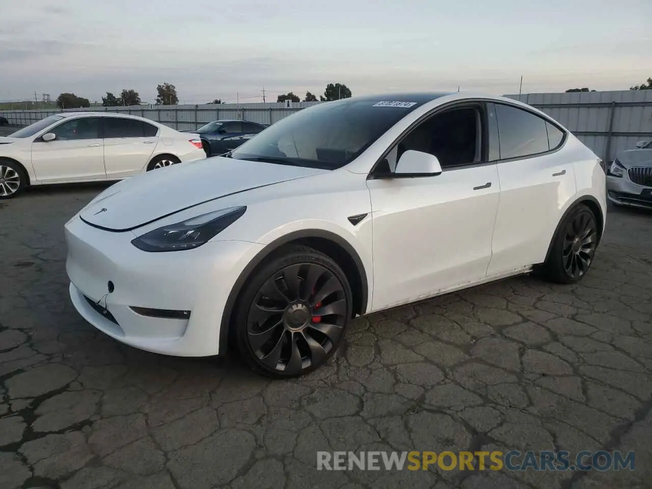 1 fotografías del automóvil dañado 7SAYGDEF2NF388346 TESLA MODEL Y 2022