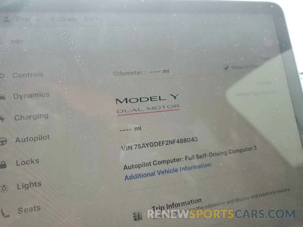 9 fotografías del automóvil dañado 7SAYGDEF2NF488043 TESLA MODEL Y 2022