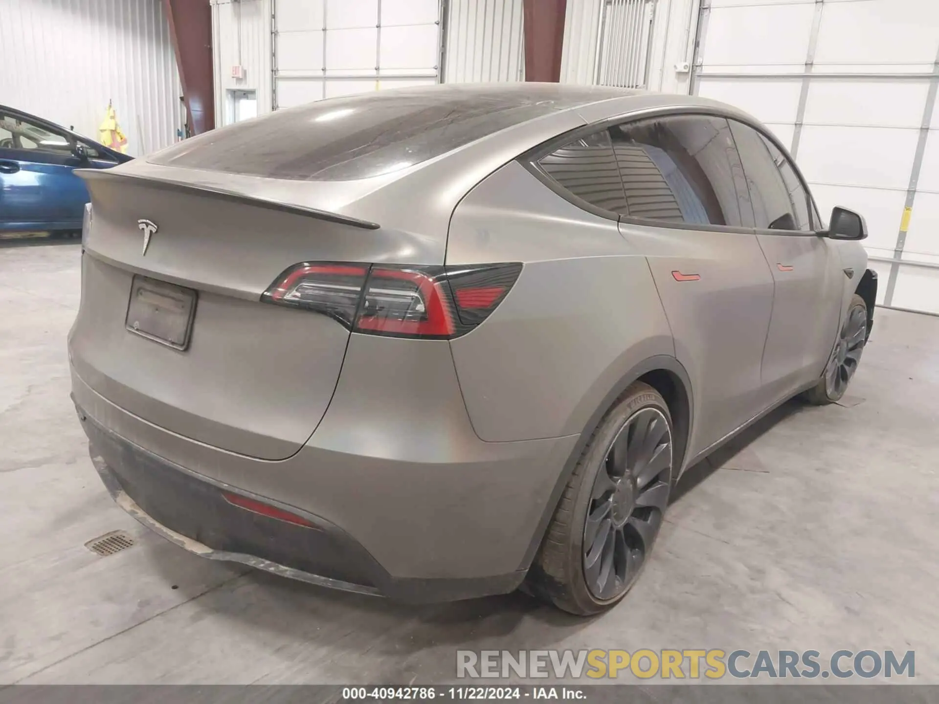 4 fotografías del automóvil dañado 7SAYGDEF2NF491069 TESLA MODEL Y 2022