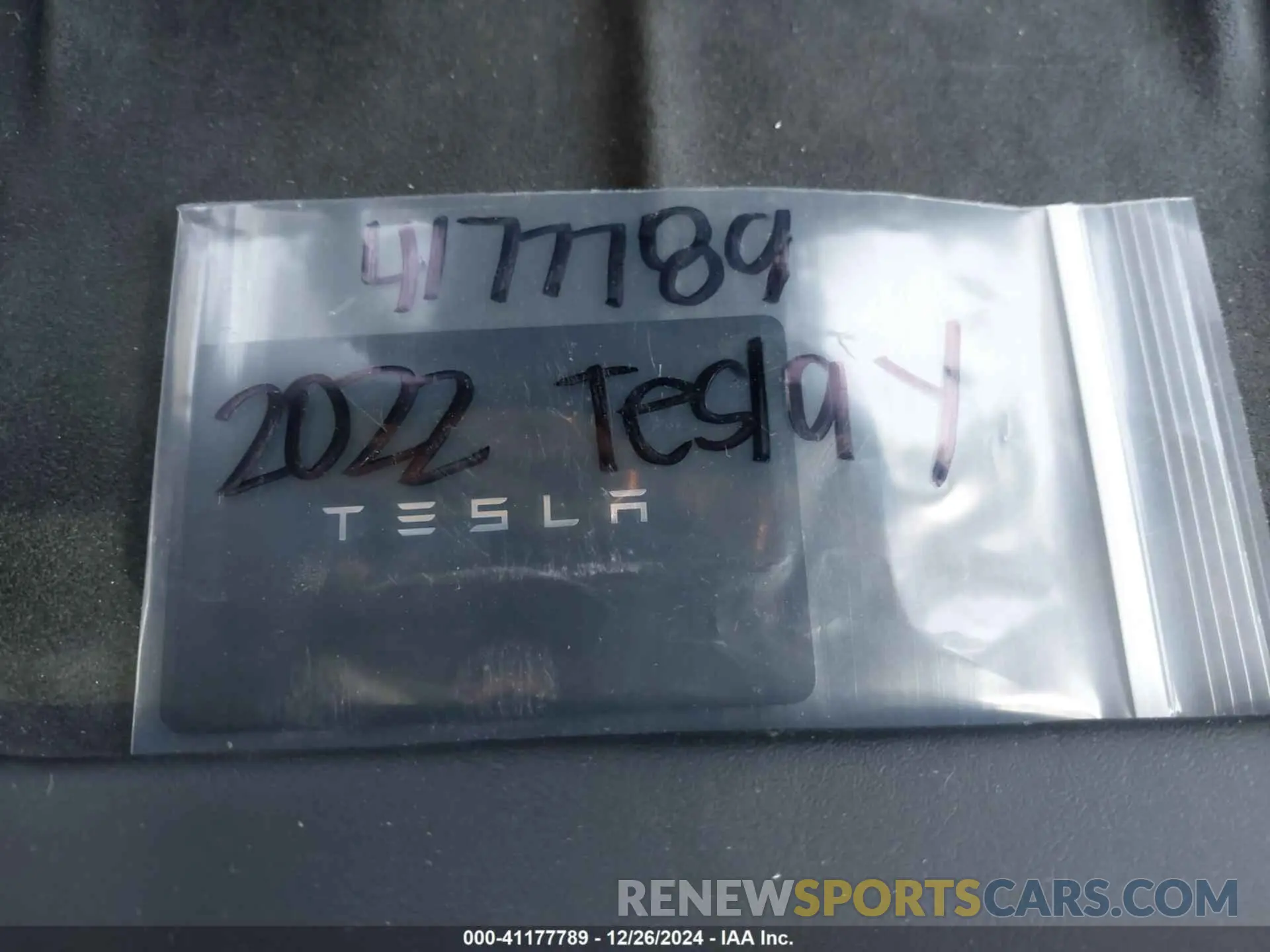 11 fotografías del automóvil dañado 7SAYGDEF2NF512518 TESLA MODEL Y 2022
