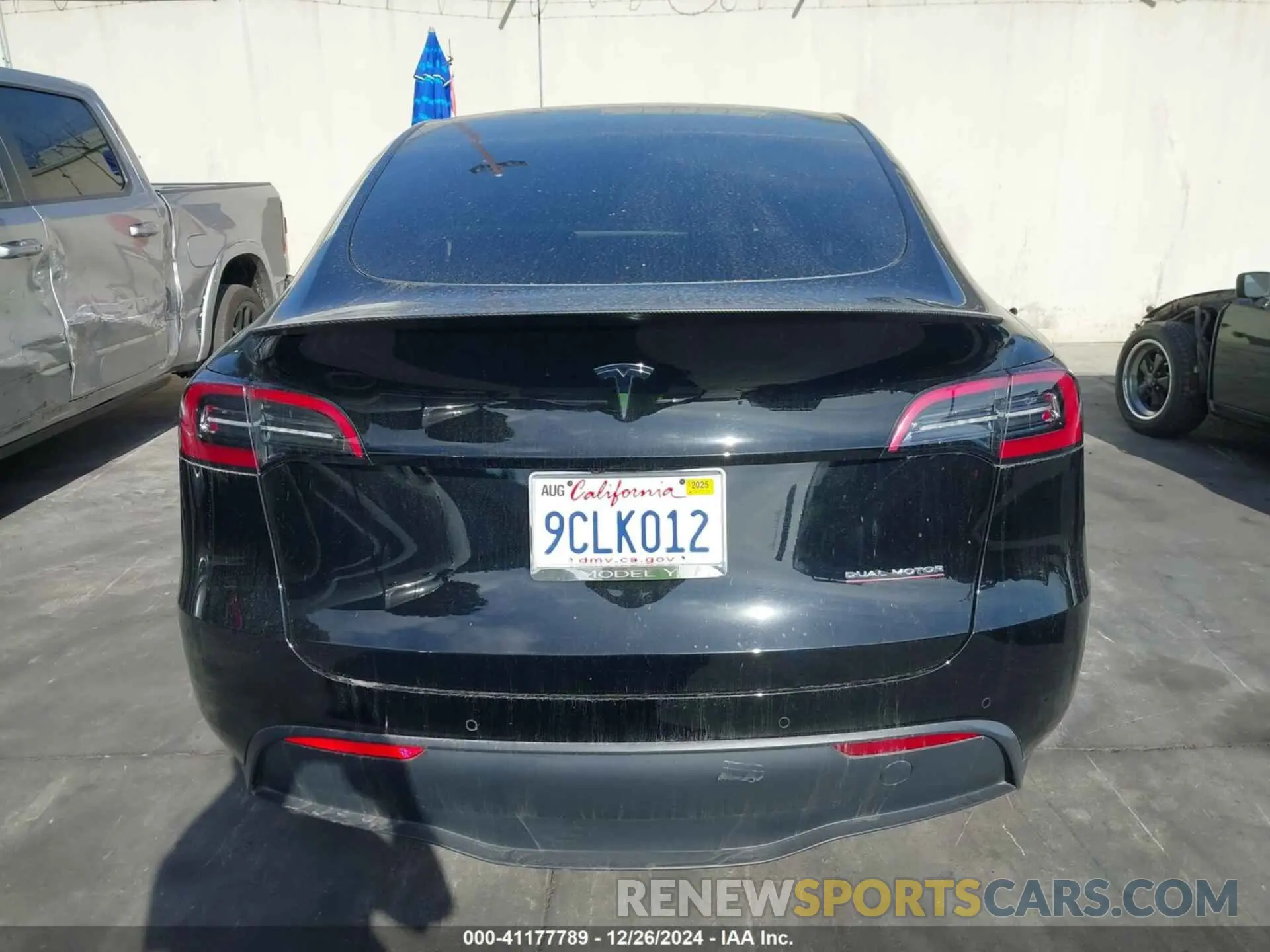 17 fotografías del automóvil dañado 7SAYGDEF2NF512518 TESLA MODEL Y 2022