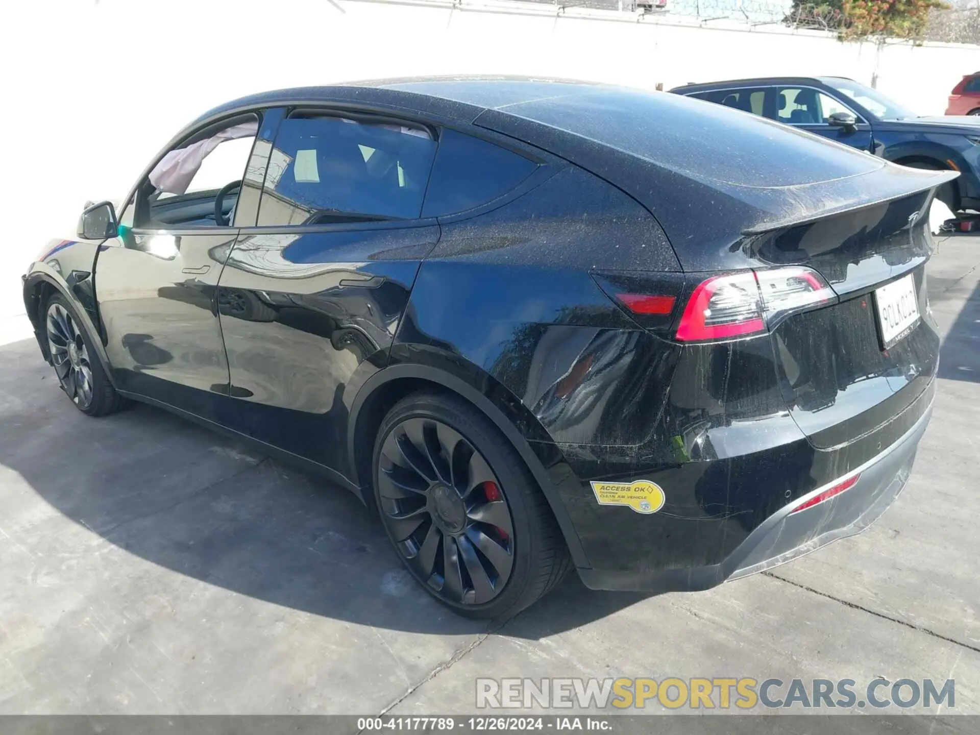 3 fotografías del automóvil dañado 7SAYGDEF2NF512518 TESLA MODEL Y 2022