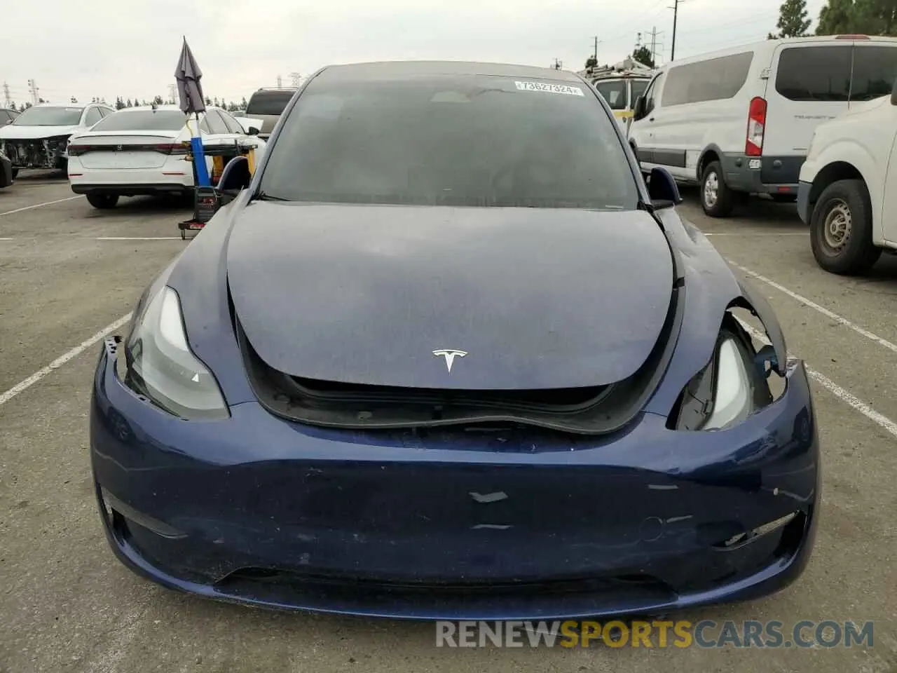 5 fotografías del automóvil dañado 7SAYGDEF2NF524037 TESLA MODEL Y 2022