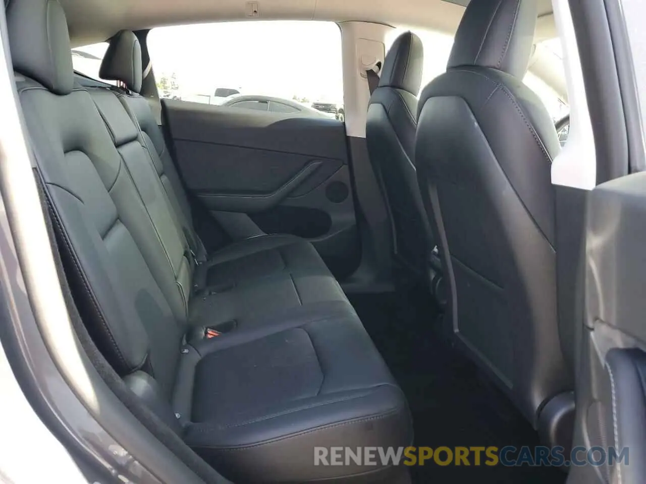 11 fotografías del automóvil dañado 7SAYGDEF2NF542795 TESLA MODEL Y 2022