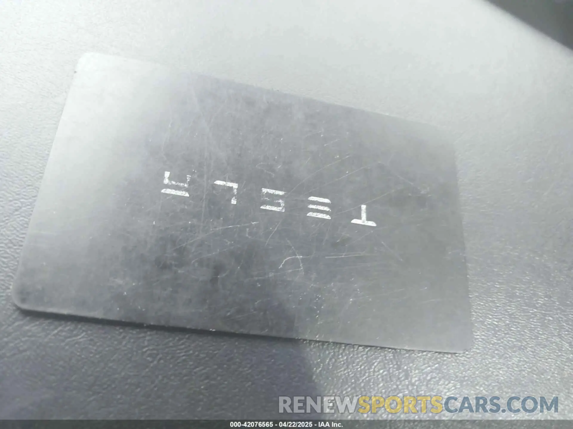 11 fotografías del automóvil dañado 7SAYGDEF3NF324705 TESLA MODEL Y 2022