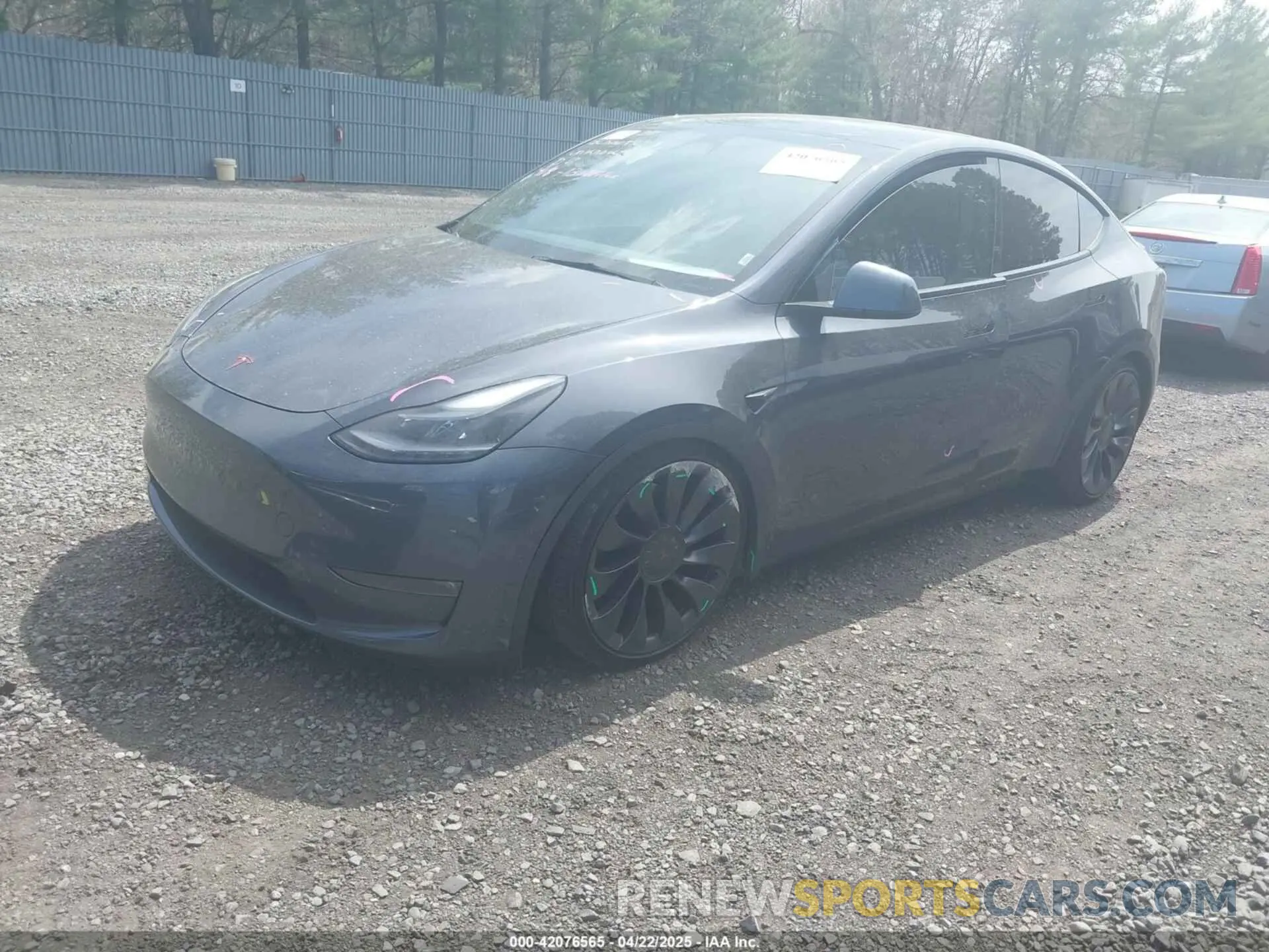 2 fotografías del automóvil dañado 7SAYGDEF3NF324705 TESLA MODEL Y 2022