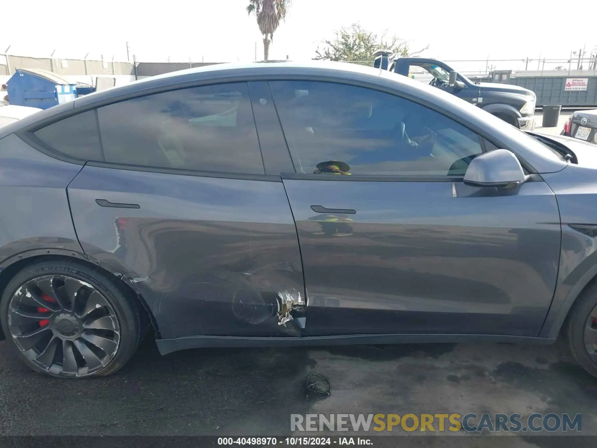 12 fotografías del automóvil dañado 7SAYGDEF3NF336224 TESLA MODEL Y 2022