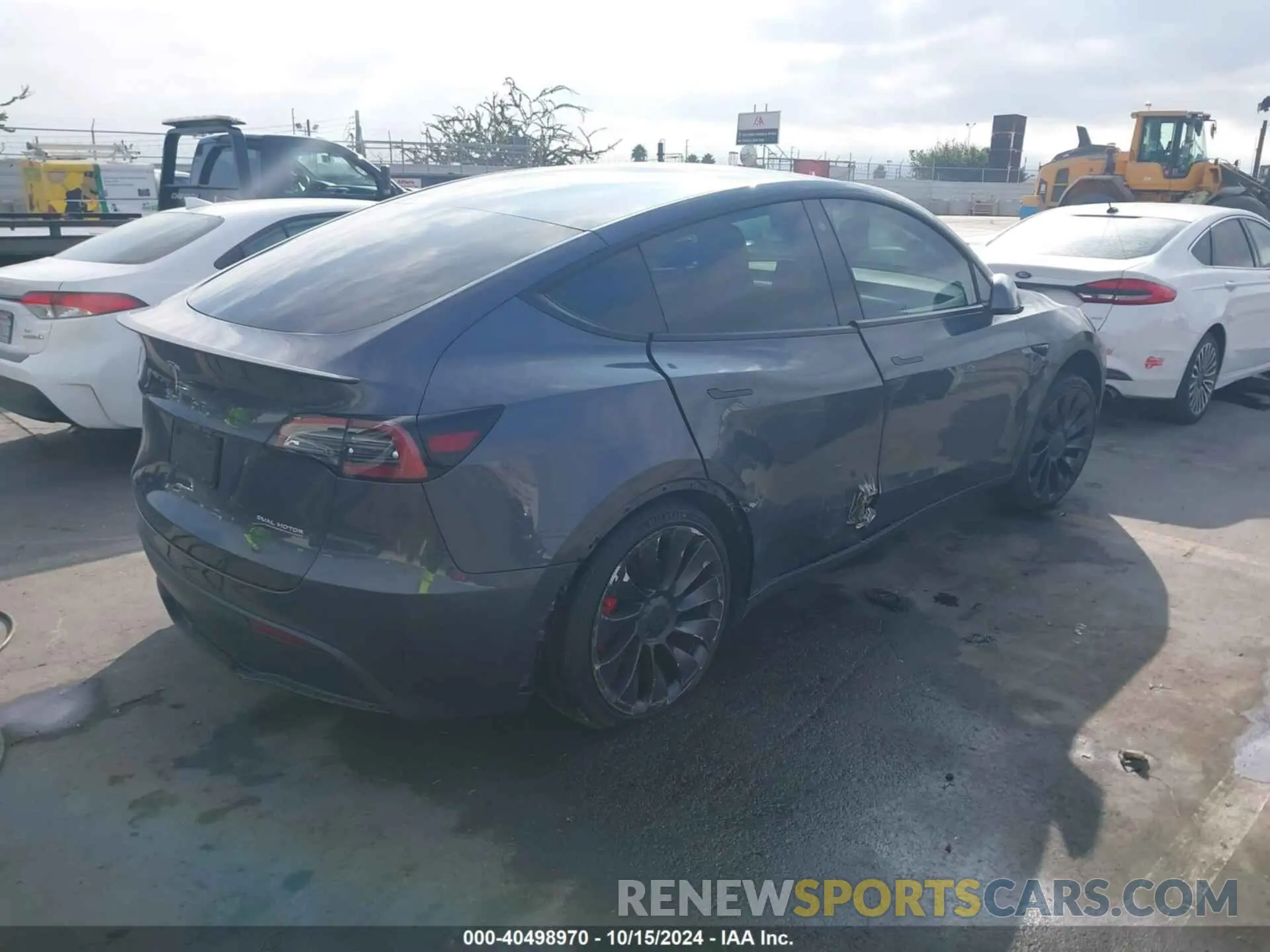 4 fotografías del automóvil dañado 7SAYGDEF3NF336224 TESLA MODEL Y 2022