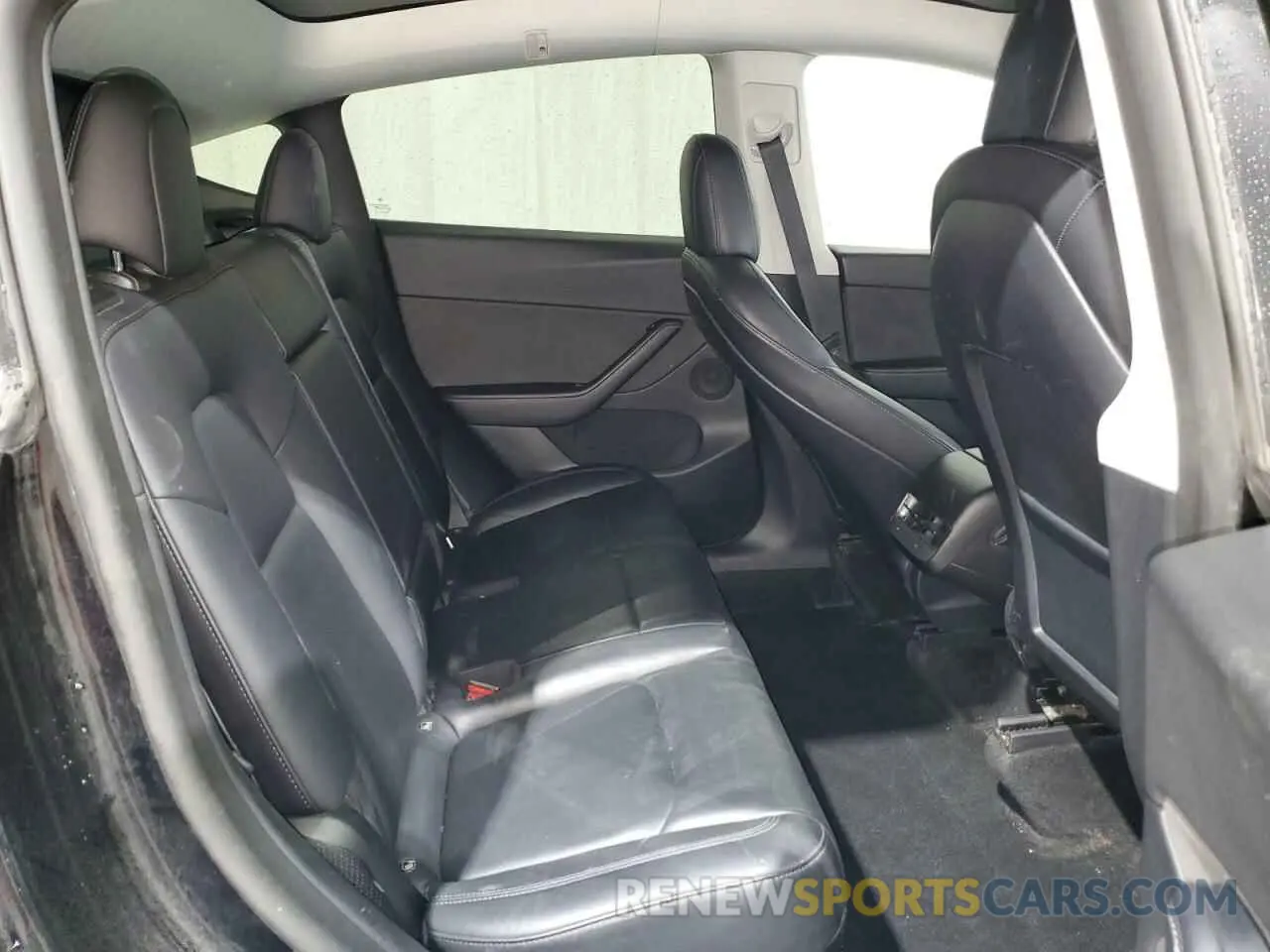 11 fotografías del automóvil dañado 7SAYGDEF3NF453267 TESLA MODEL Y 2022