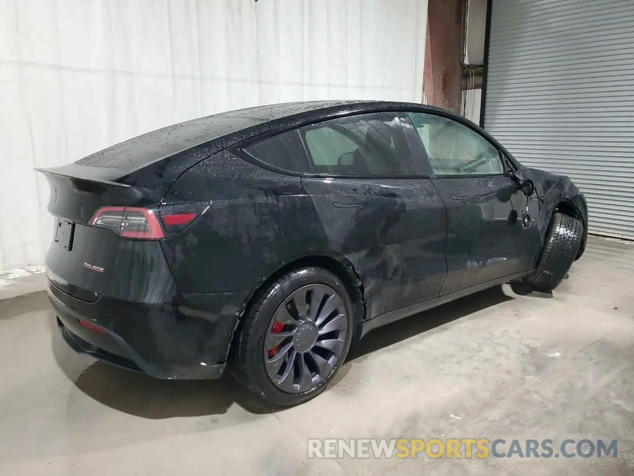 3 fotografías del automóvil dañado 7SAYGDEF3NF453267 TESLA MODEL Y 2022