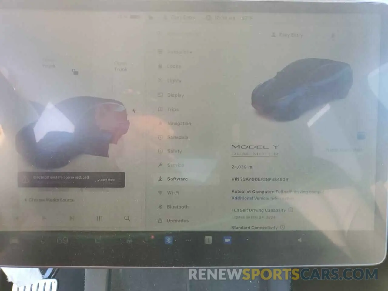 9 fotografías del automóvil dañado 7SAYGDEF3NF484809 TESLA MODEL Y 2022