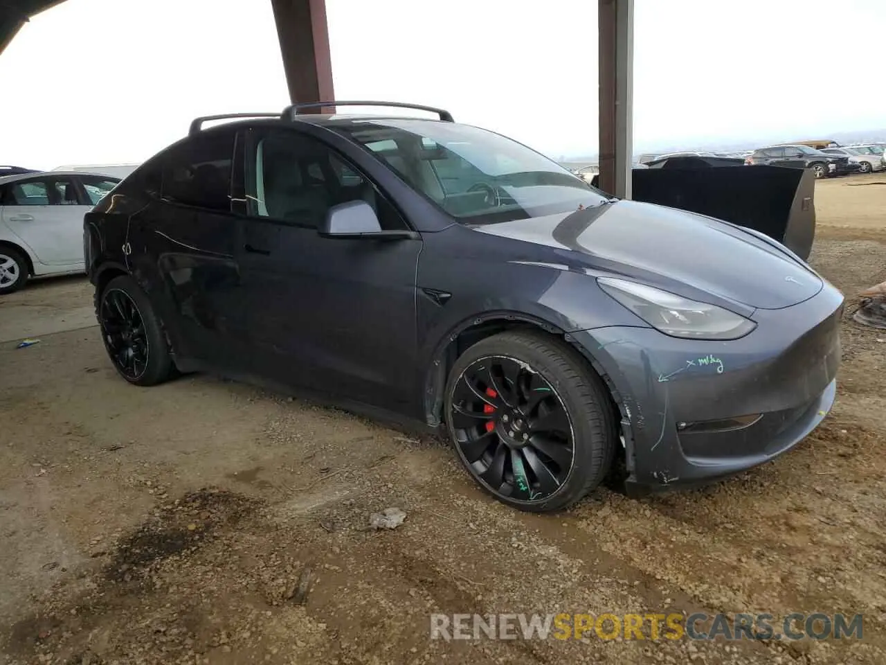 4 fotografías del automóvil dañado 7SAYGDEF3NF543521 TESLA MODEL Y 2022