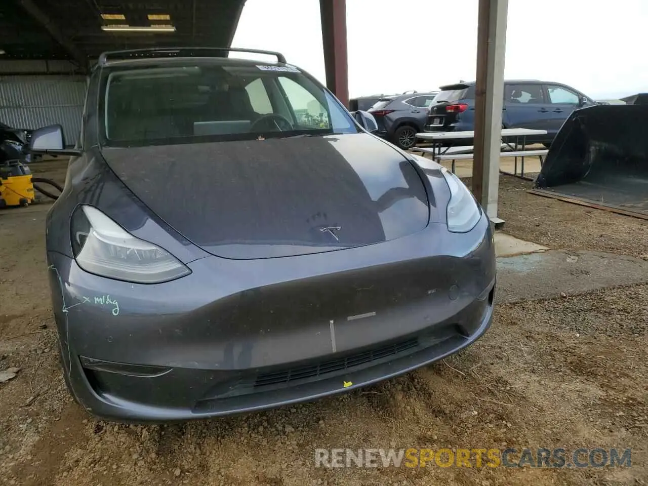 5 fotografías del automóvil dañado 7SAYGDEF3NF543521 TESLA MODEL Y 2022