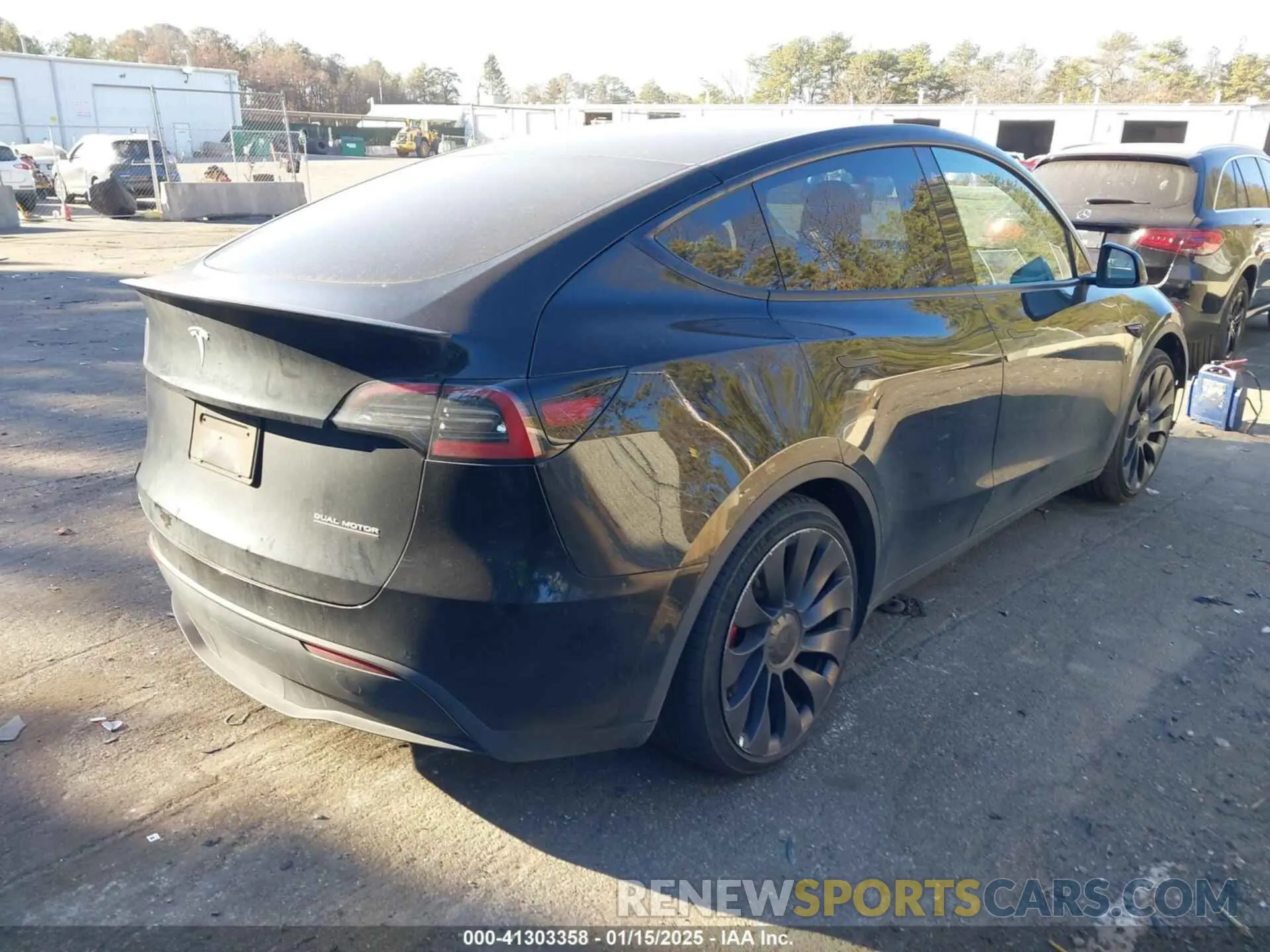 4 fotografías del automóvil dañado 7SAYGDEF4NF457506 TESLA MODEL Y 2022