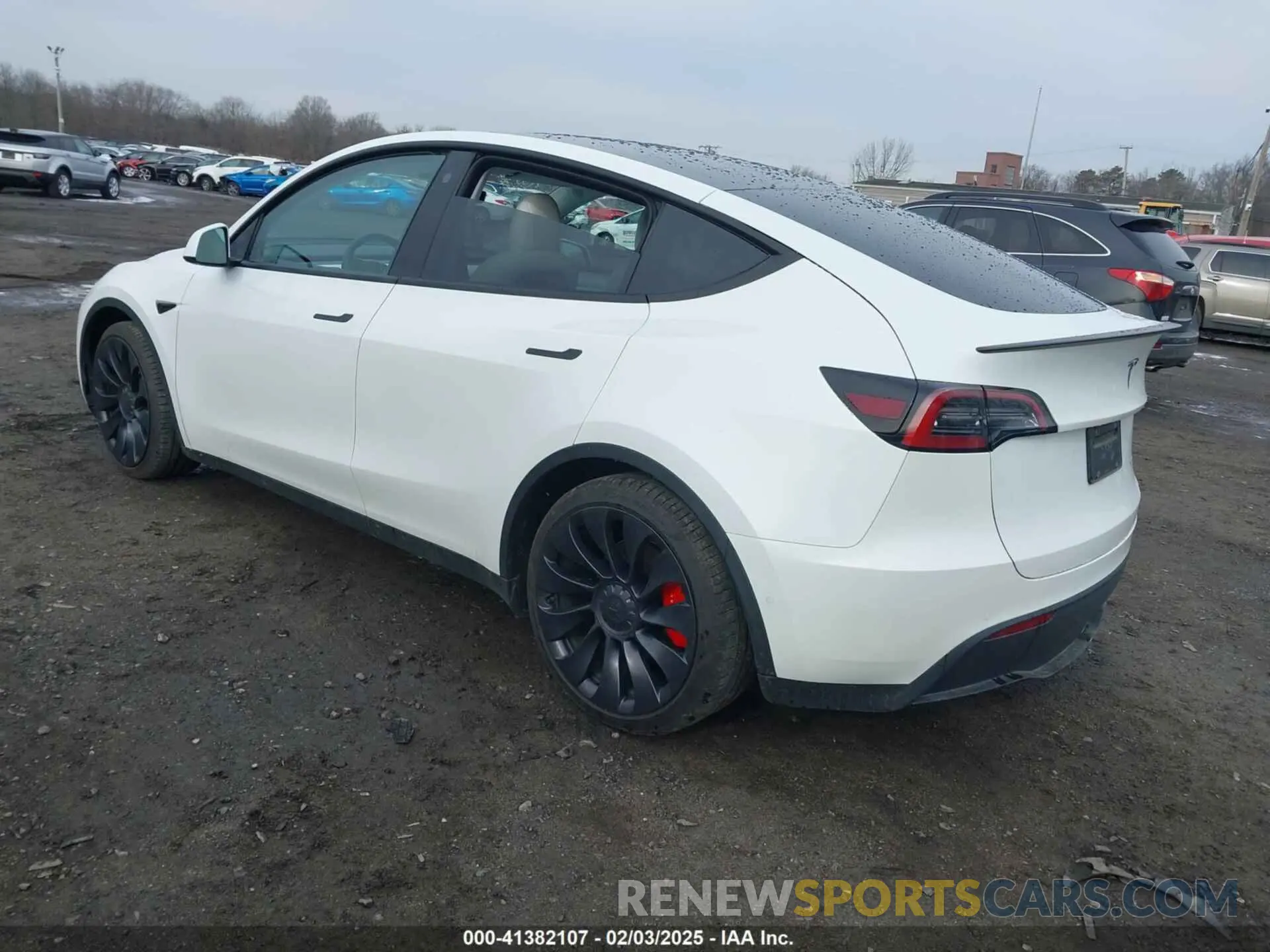 3 fotografías del automóvil dañado 7SAYGDEF4NF510799 TESLA MODEL Y 2022