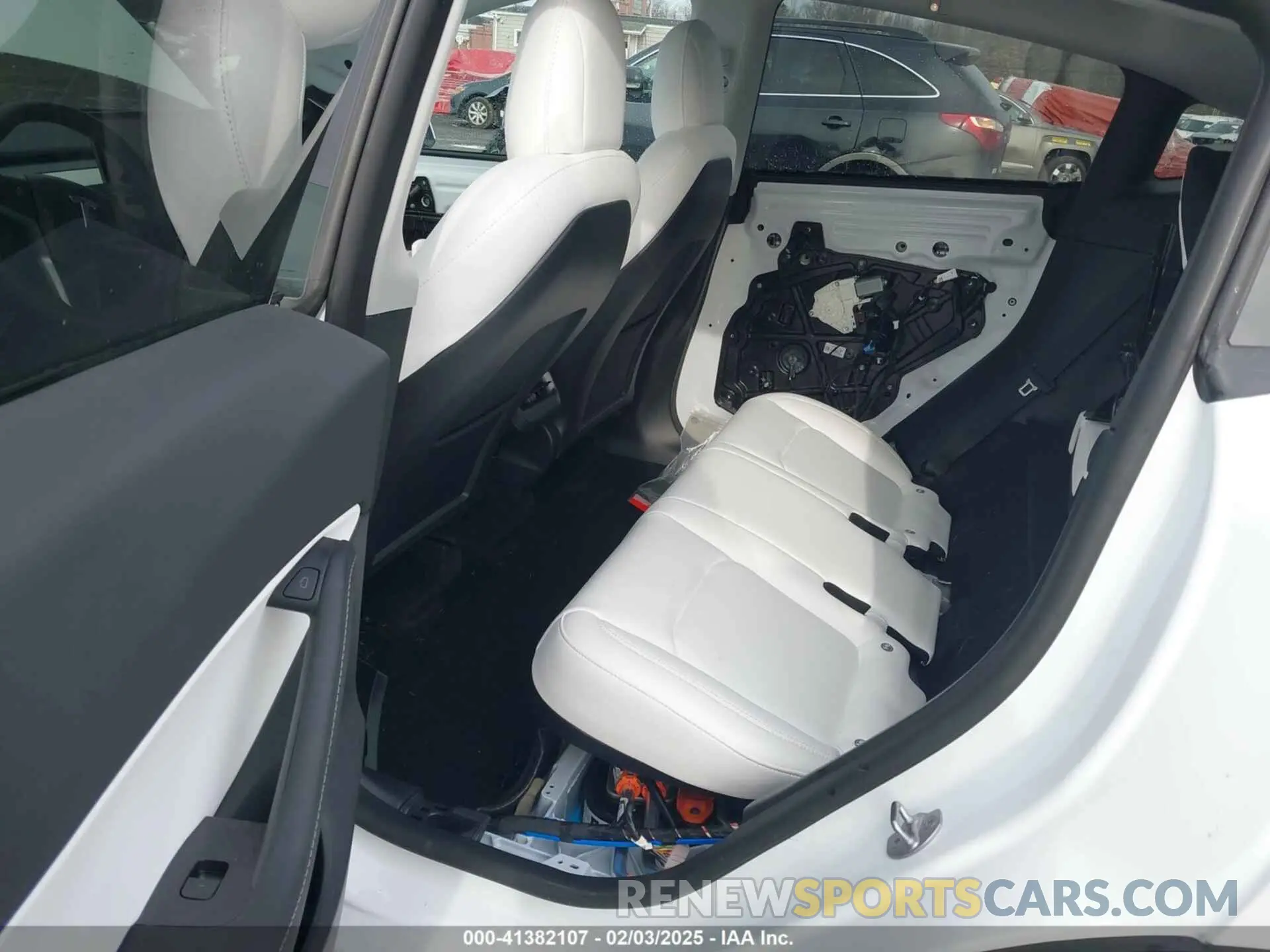 8 fotografías del automóvil dañado 7SAYGDEF4NF510799 TESLA MODEL Y 2022