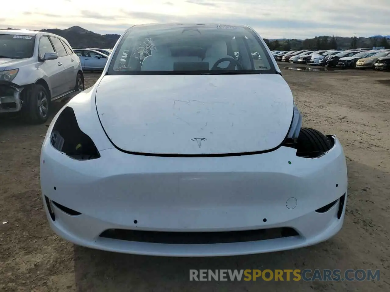 5 fotografías del automóvil dañado 7SAYGDEF4NF511189 TESLA MODEL Y 2022